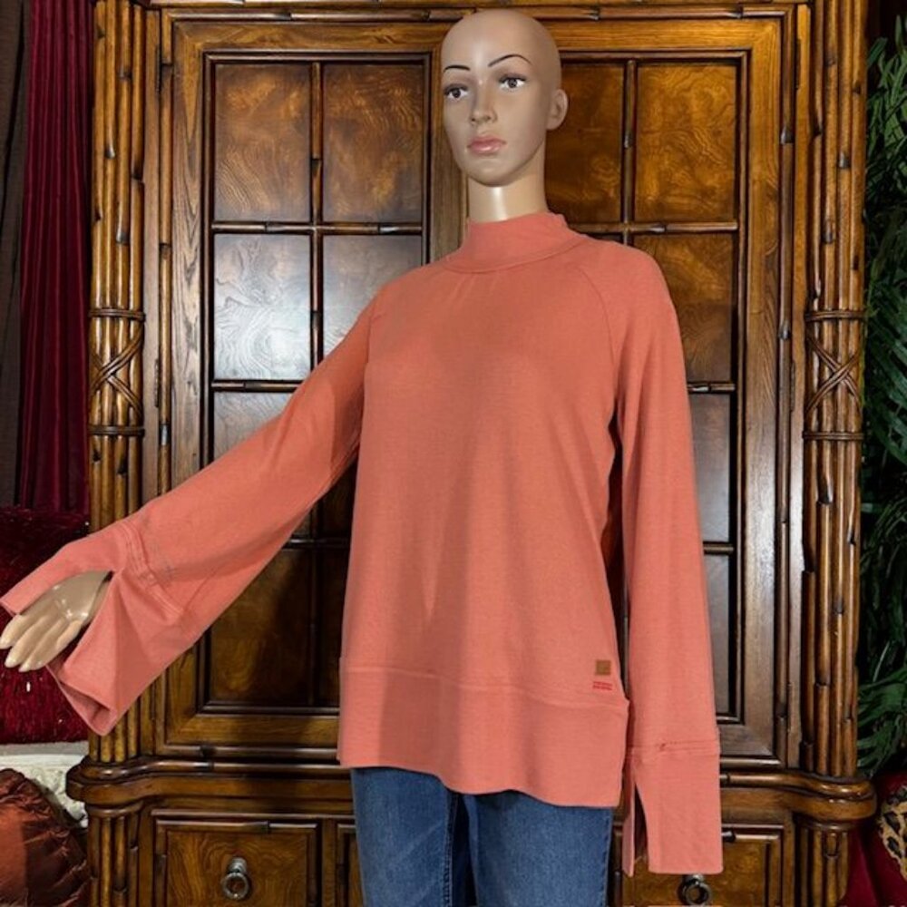 Peace Love World 'Be Good to People' Brush Texture Mock Neck Top